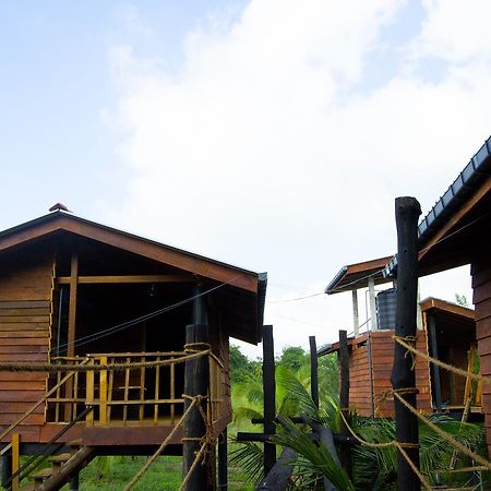 Sigiri Sarilco Rock View Treehouse Villa Sigiriya Exterior photo